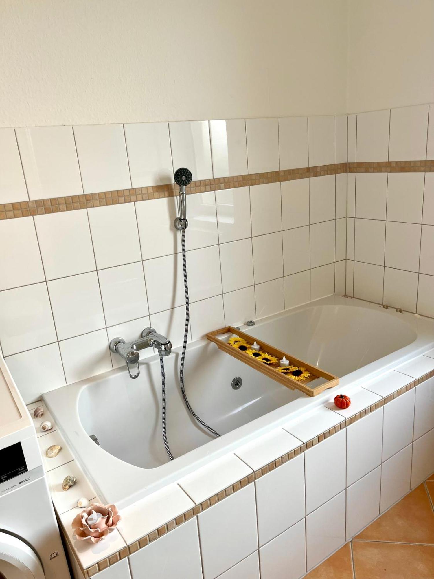 Doppelzimmer Mit Terrasse In Privatem Zuhause Любек Экстерьер фото